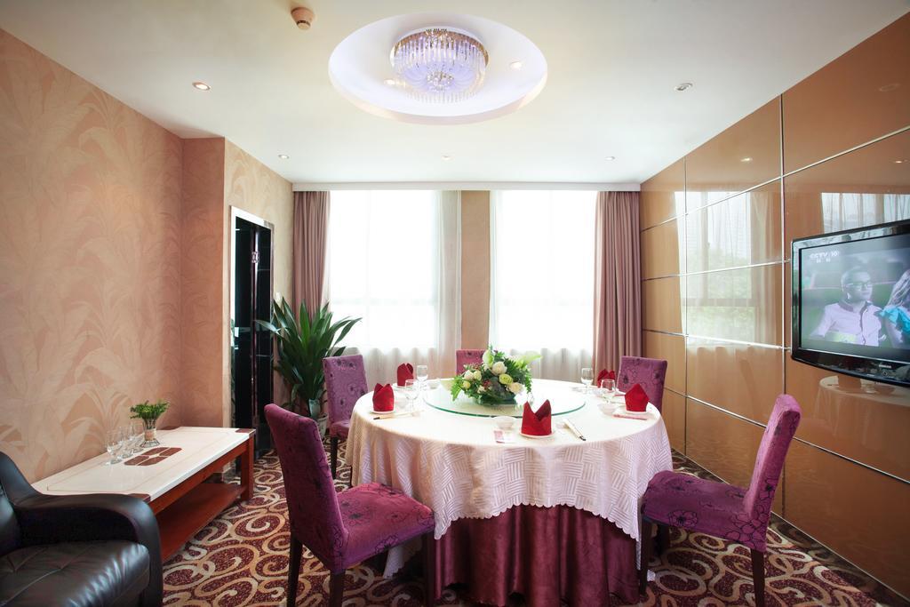 Shenzhen Luohu Art Hotel, Dongmen Shopping Center Esterno foto
