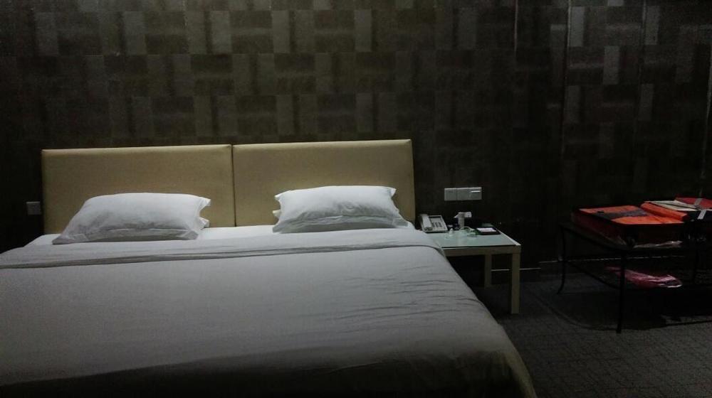Shenzhen Luohu Art Hotel, Dongmen Shopping Center Esterno foto